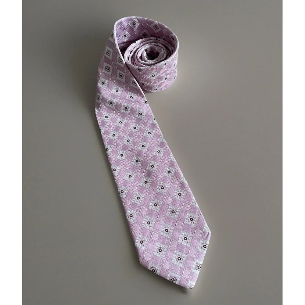 Samuelsohn Neckwear Tie Pink White Diamond AOP Pattern Italian 100% Silk JBHS